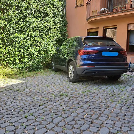 Lägenhet Casa Moderna Nel Centro Di